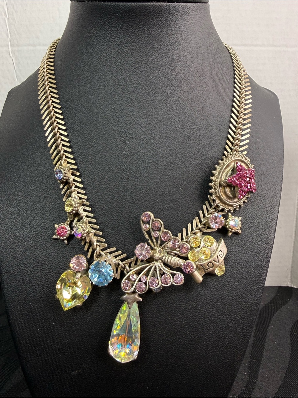 Vintage Rodrigo Otazu Swarovski Crystal Pendant Silver Tone Necklace
